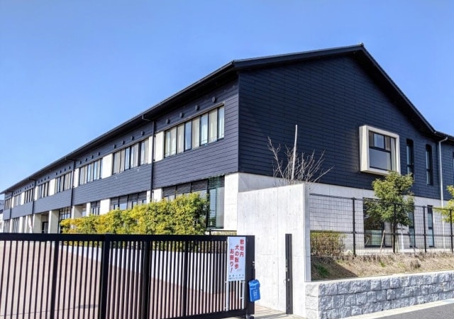 小学校まで1700m※近江八幡市立桐原小学校 Canal寿　B棟