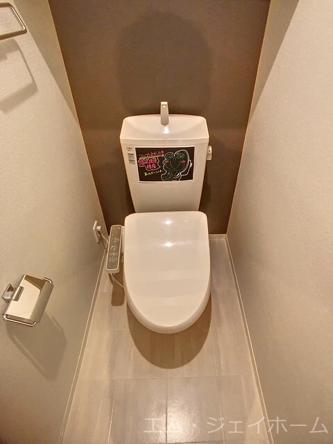  シャーロット水口　A