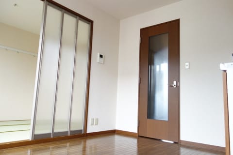  ファミールコート