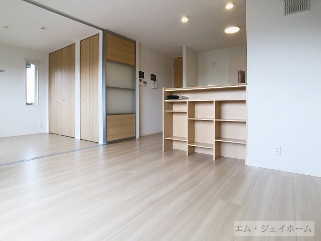  シャーロット水口　B