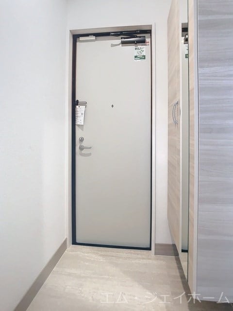  Farouche（ファルーシュ）