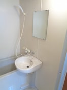  ハイネスグリーン貴生川