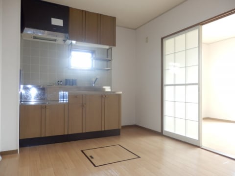  コートパル守山