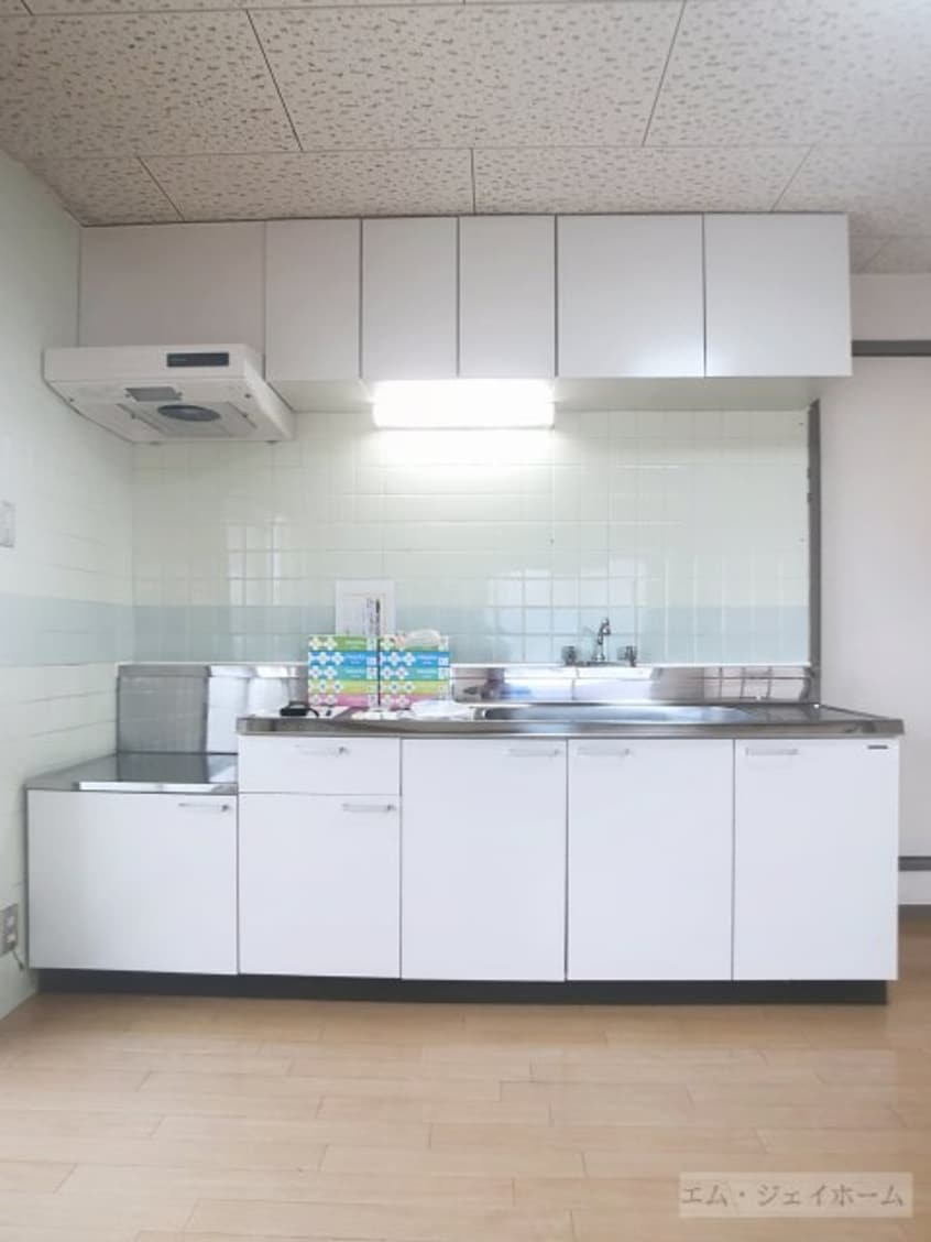  ハイエストパレス