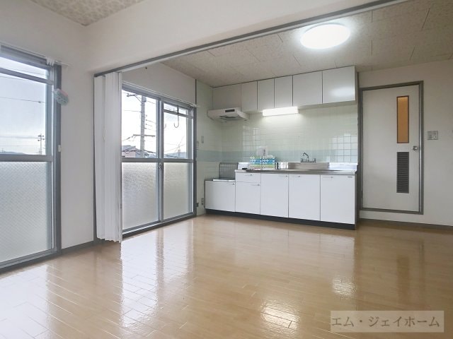  ハイエストパレス