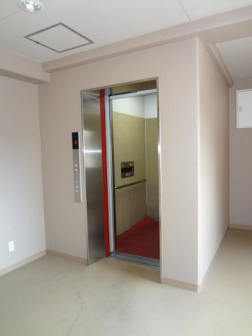  ブリリアンスシティー