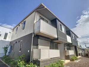 シャーメゾン　モカ