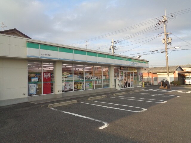 コンビニまで100m※ファミリーマート　八日市沖野店 レジデンス八日市