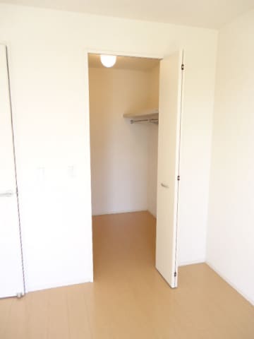  セジュールグランモアＢ