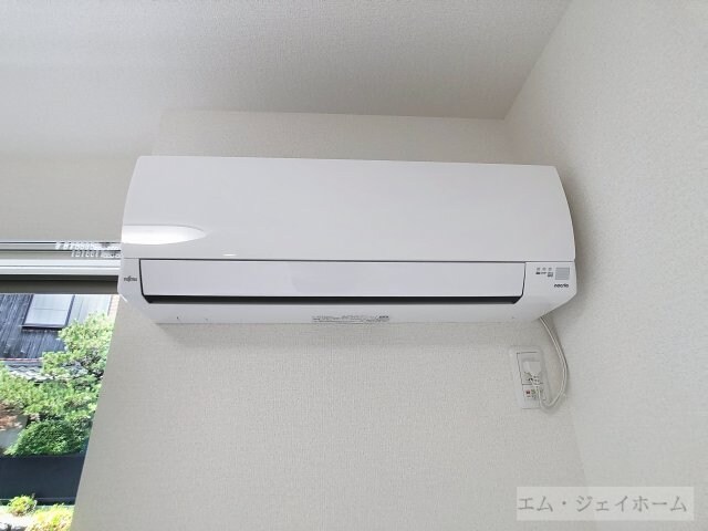  シャーロット石橋駅前