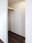  シャーロット石橋駅前