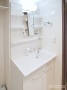  シャーロット石橋駅前