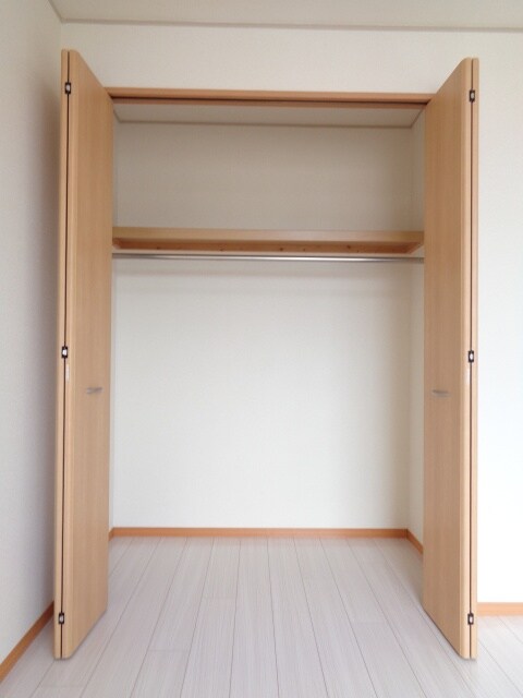  シャインヒル　A