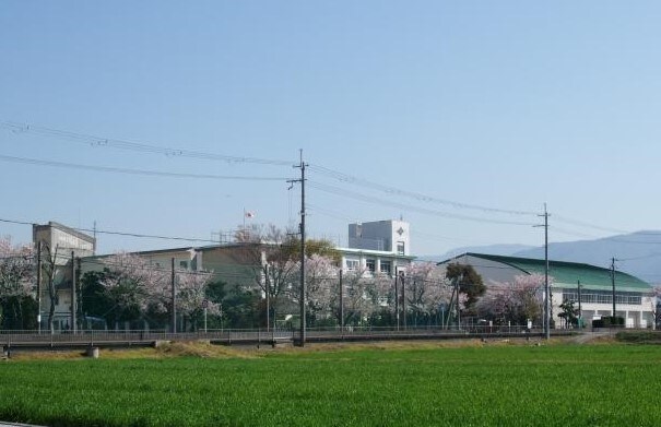 小学校まで1500m※長浜市立南郷里小学校 セレーノⅢ