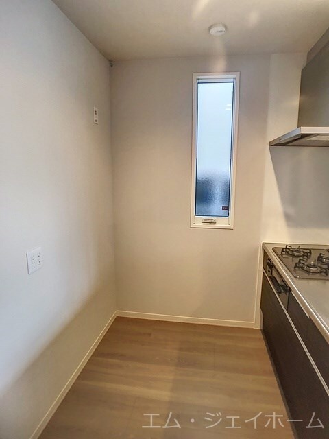  シャーメゾン　宇賀野