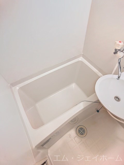  エイペックス彦根東沼波