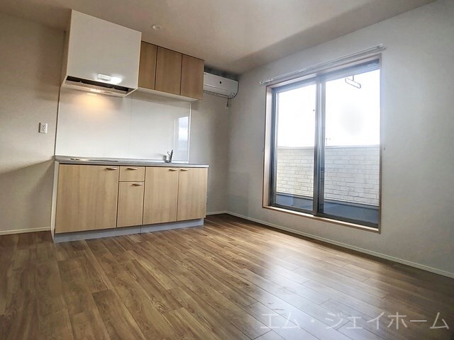  エクセルピア岩根中央