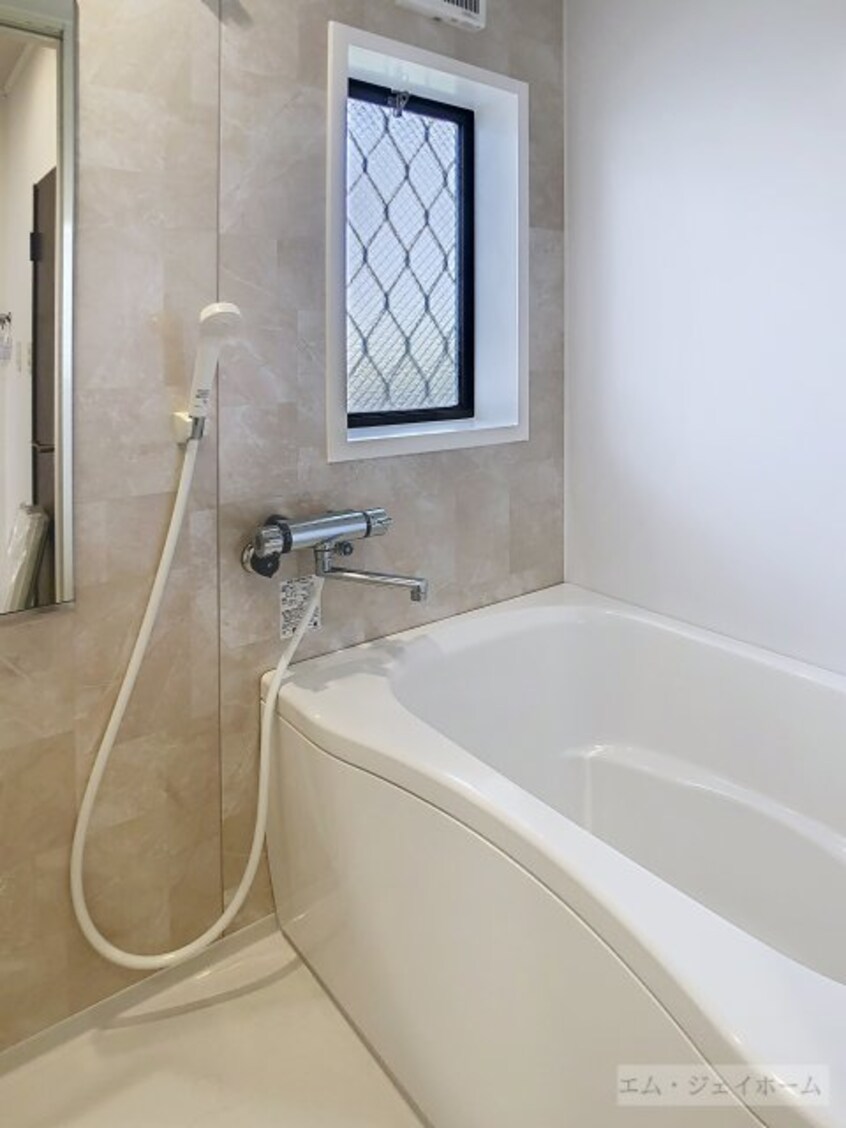  サンハイム伊勢B