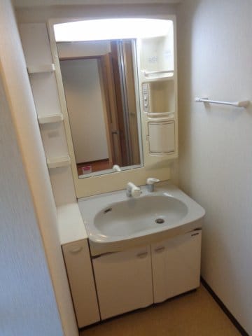  コスミックルーム21