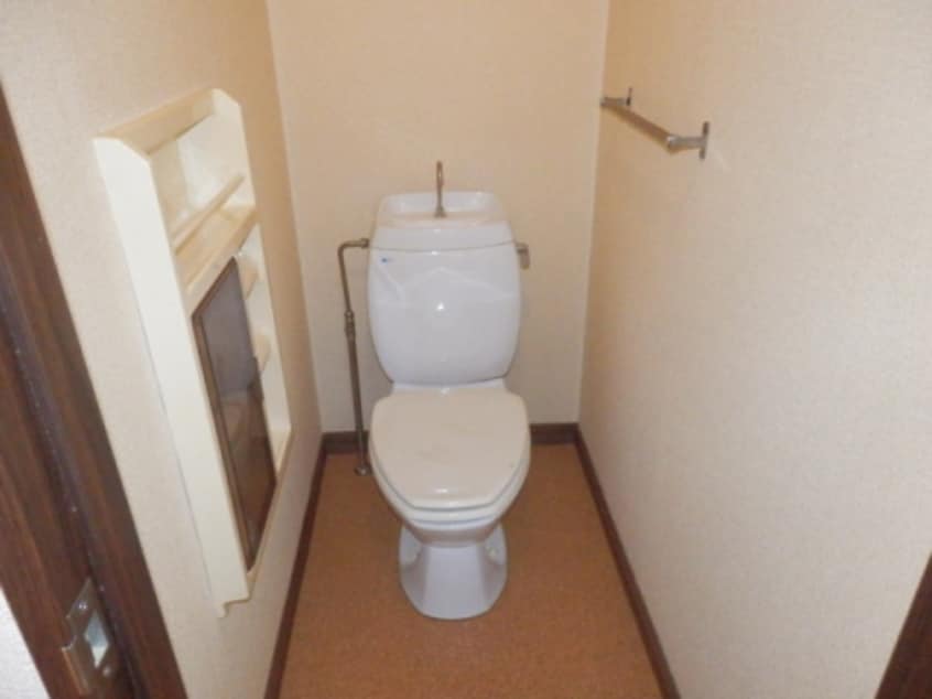  メゾンファミールA