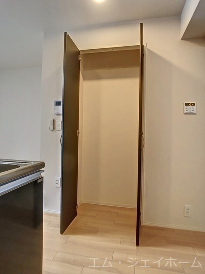  グランドソレーユⅡ番館