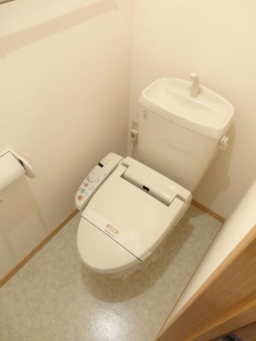  EAST NONAMI 拾番館