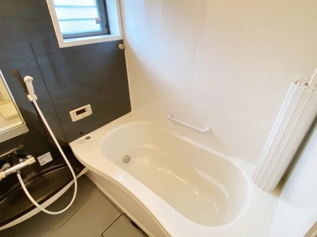  リビングタウン湖都ヶ丘Ⅱ　A棟