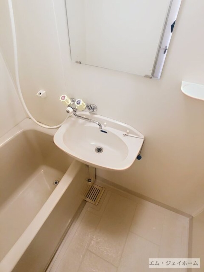  ハイツ・ユウリ