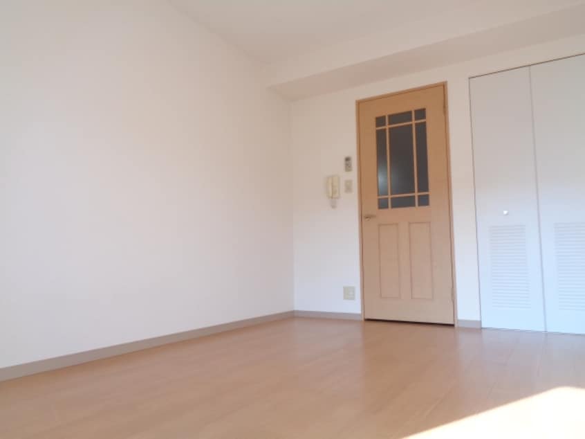  クレストコート