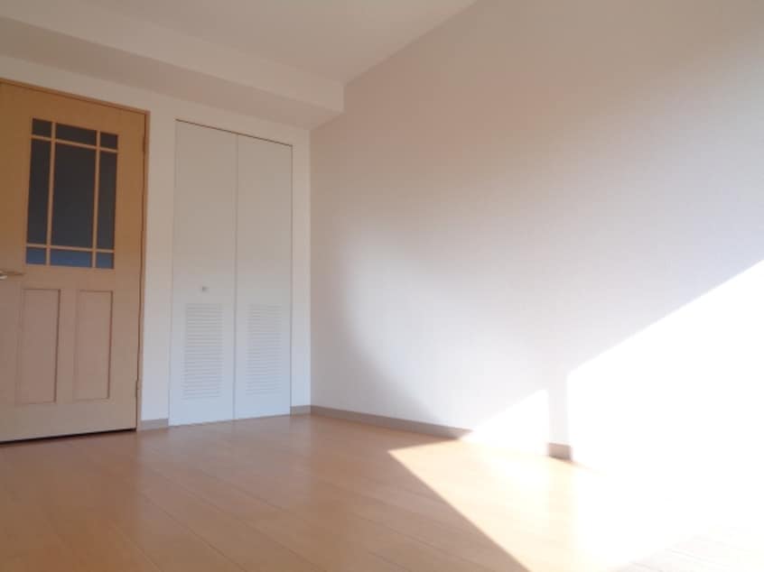  クレストコート