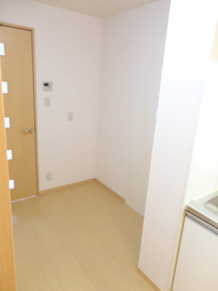  サンローズ　Ａ棟