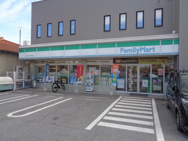 コンビニまで600m※ファミリーマート　長浜三ツ矢元町店 I-garden