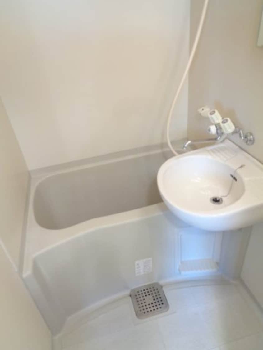  ハイネスグリーン貴生川