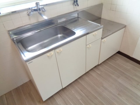  ハイネスグリーン貴生川