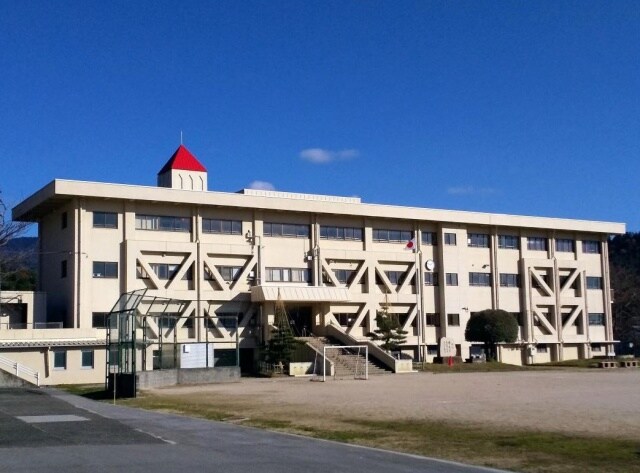 小学校まで1400m※長浜市立木之本小学校 メゾン☆Polaris