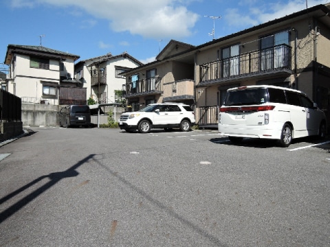  リビングタウン唐崎　B棟