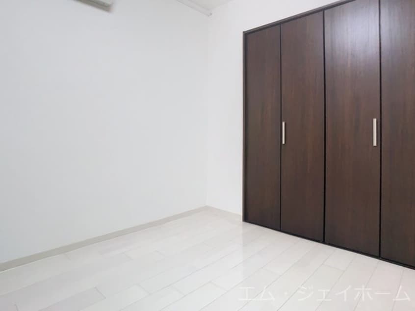  クレセール里内