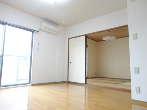  ホワイトハイツ壱番館