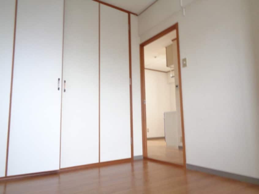  サンクリエート名坂