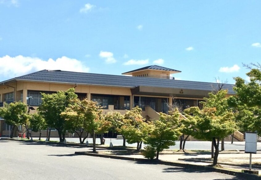 小学校まで2900m※長浜市立長浜南小学校 Nifty Cube