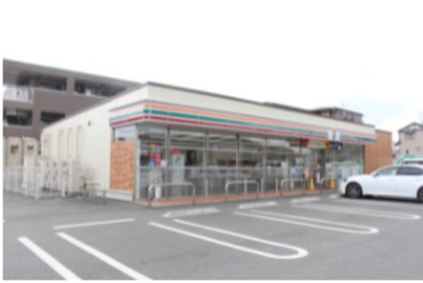 コンビニまで100m※セブン－イレブン　野洲市三宅店 アストレア吉田