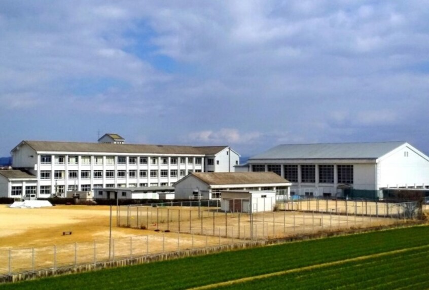 中学校/中等教育学校まで1600m※守山市立明富中学校 Ｂｒａｎｃｈｅ　Ｂｏｎｈｅｕｒ　B