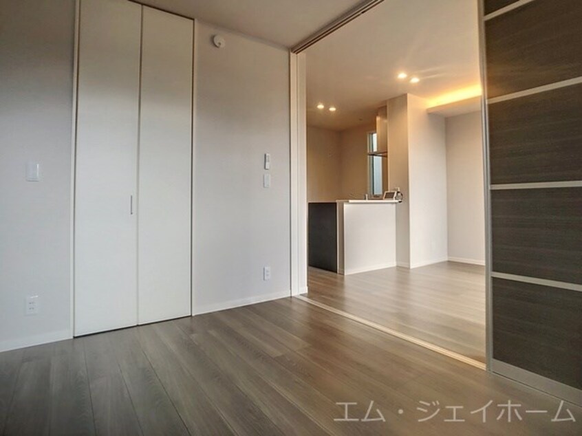  シャーメゾン　宇賀野