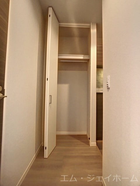  シャーメゾン　宇賀野