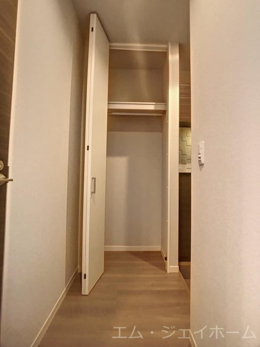  シャーメゾン　宇賀野