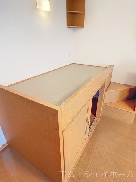  エイペックス彦根芹橋