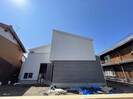 bills　陽の外観