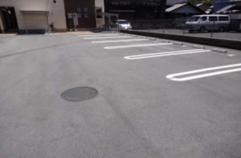  Ｃｈａｒｍｅ金屋