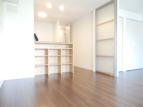  Ｒａｆｆｉｎｅ　Ｂｉｗａ