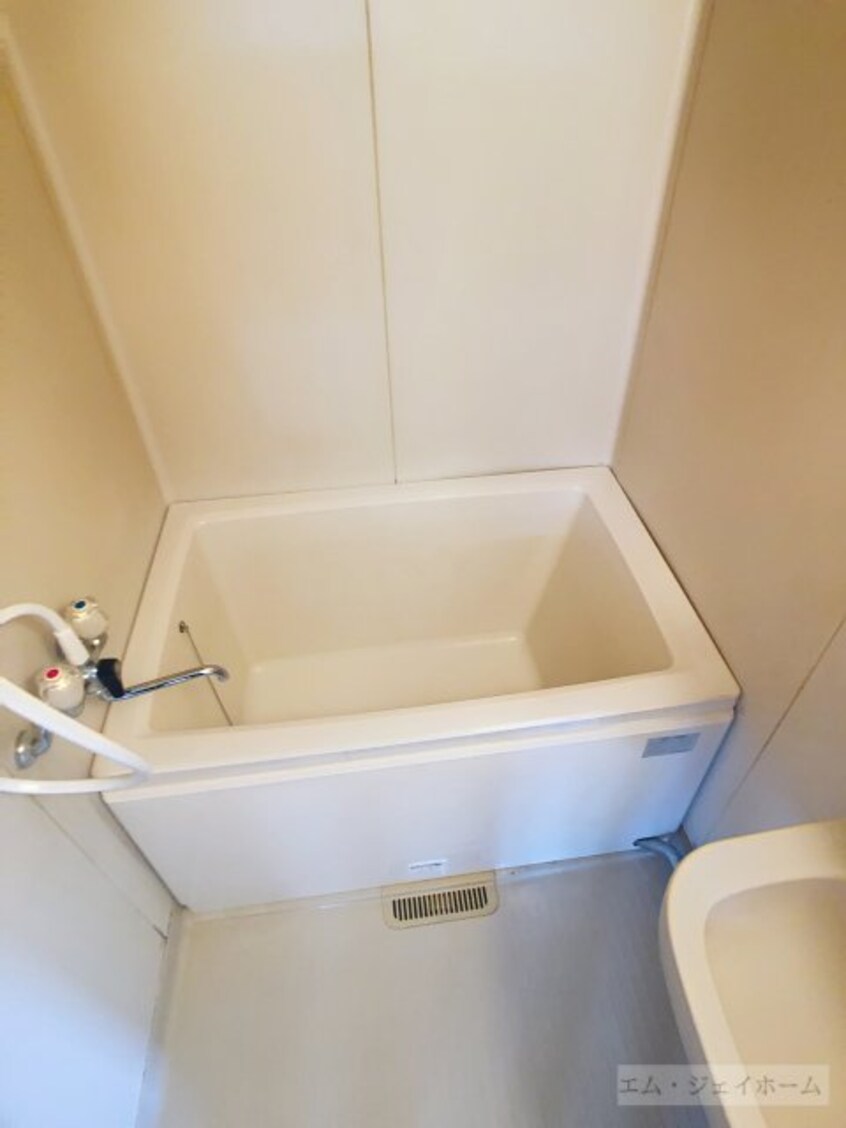  ハイツアカツキ